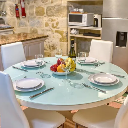 Kikka Villa Xagħra