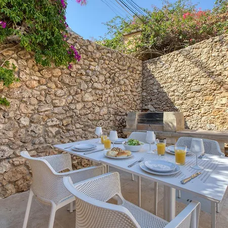 Kikka * Xagħra